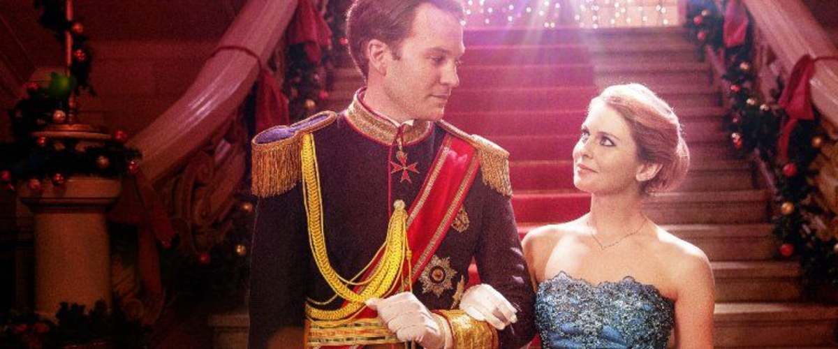 A Christmas in Royal Fashion