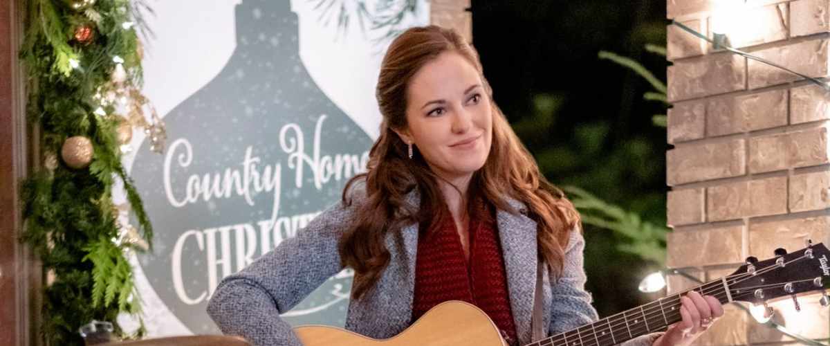 A Homecoming for the Holidays