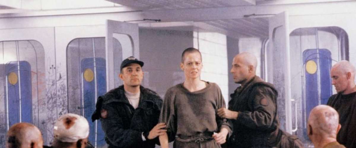 Watch Alien 3