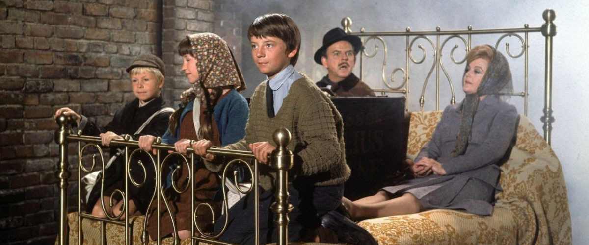 Watch Bedknobs and Broomsticks