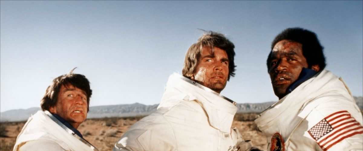 Watch Capricorn One