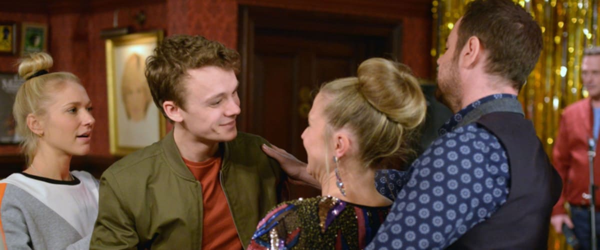 Watch EastEnders - Season 33