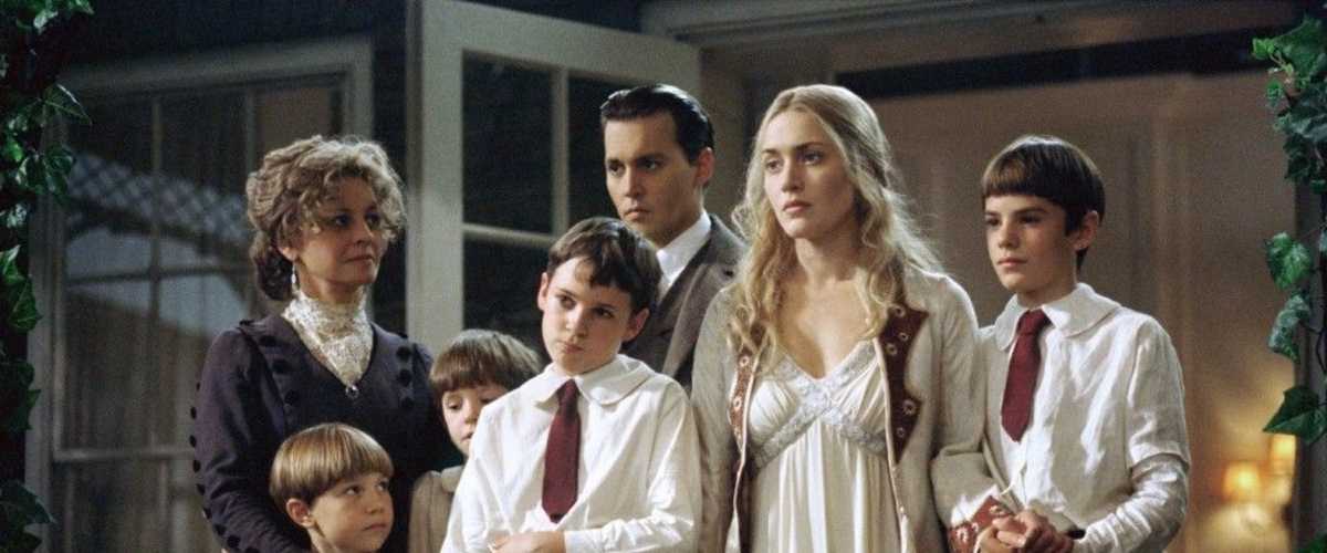 Watch Finding Neverland