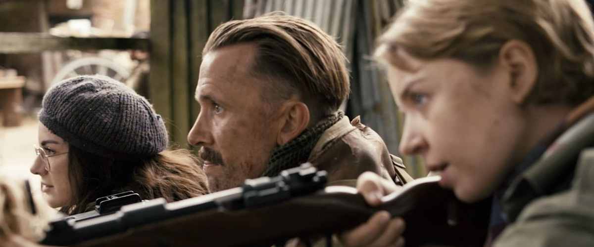 Watch Fortunes of War