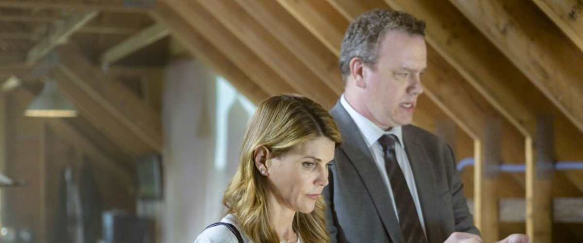 Watch Garage Sale Mystery:The Art of Murder