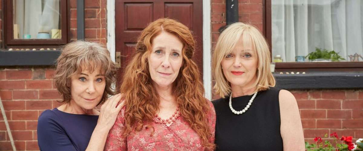 Watch Girlfriends - Season 01