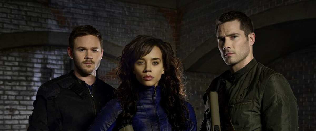 Watch Killjoys - Season 3