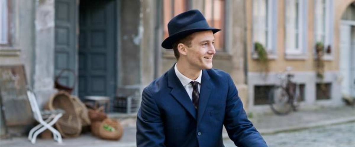 Watch Labyrinth of Lies