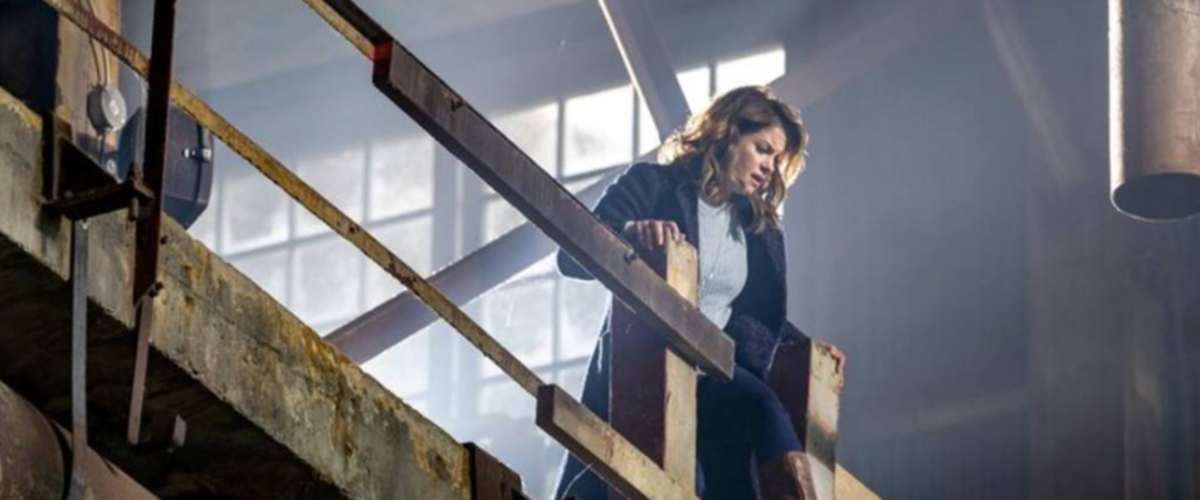 Last Scene Alive: An Aurora Teagarden Mystery