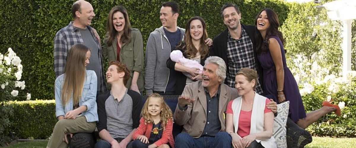 Watch Life in Pieces - Season 2