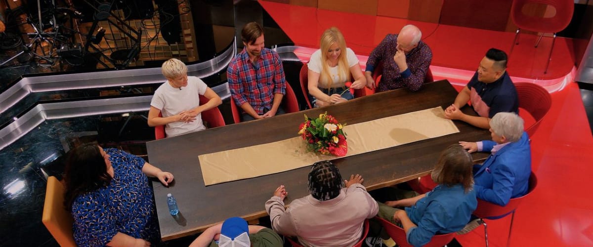 Watch LOL: Last One Laughing Canada - Season 1