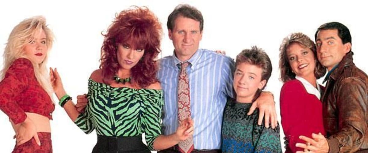 Watch Married With Children - Season 7