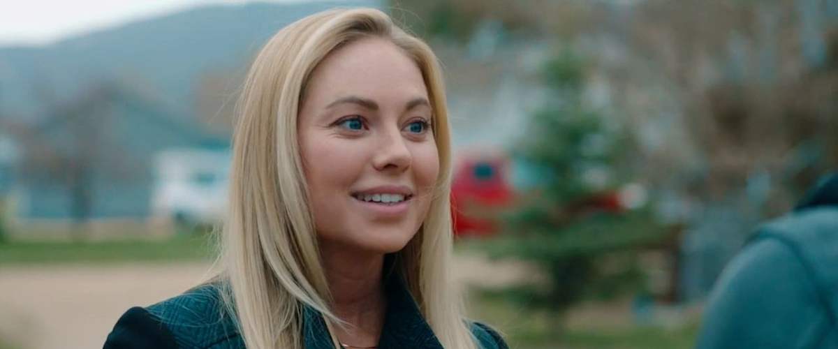 Watch Mistletoe Mixup