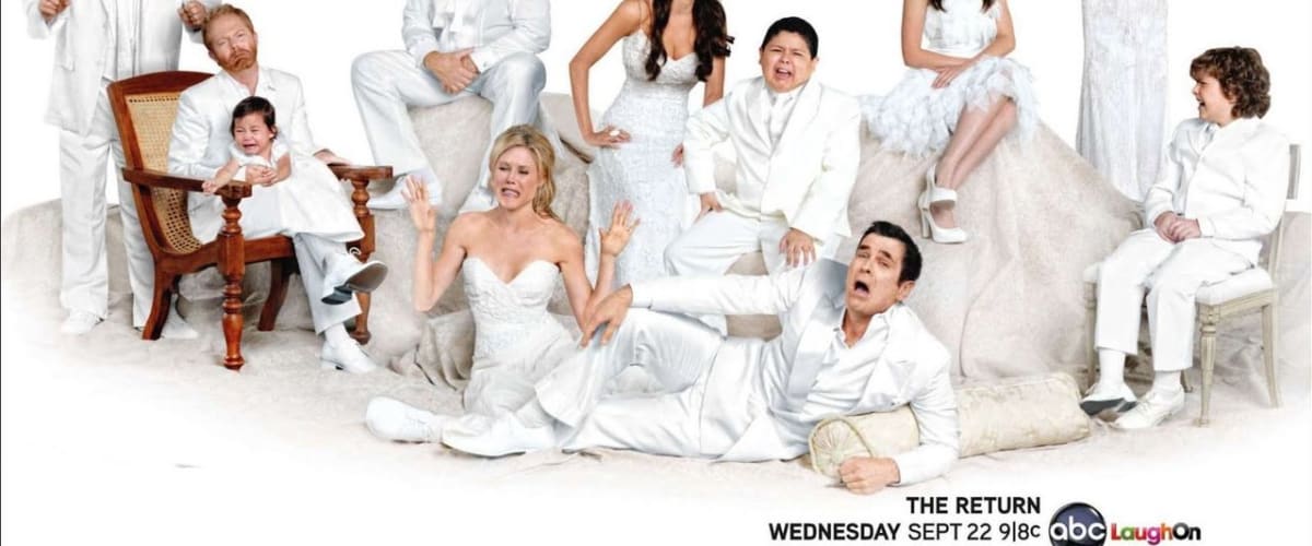 Watch Modern Family - Season 3