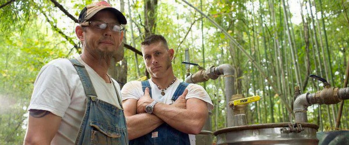Watch Moonshiners - Season 6