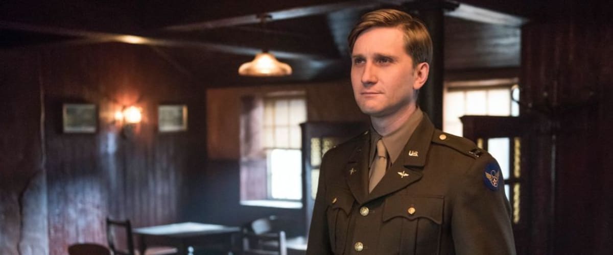 Watch My Mother And Other Strangers - Season 1