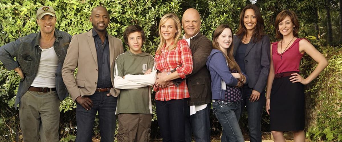 Watch No Ordinary Family - Season 1