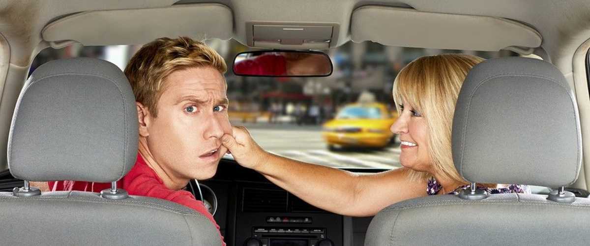 Watch Russell Howard & Mum: USA Road Trip - Season 01