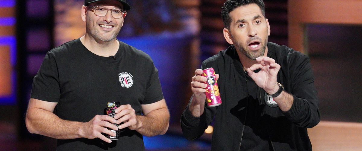 Watch Shark Tank - Season 17