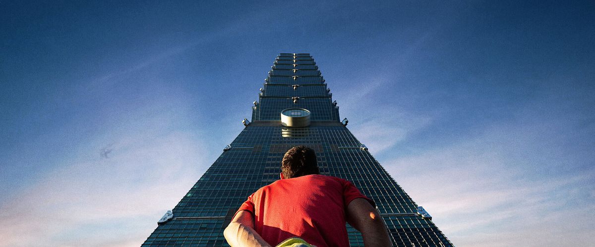 Watch Skyscraper Live