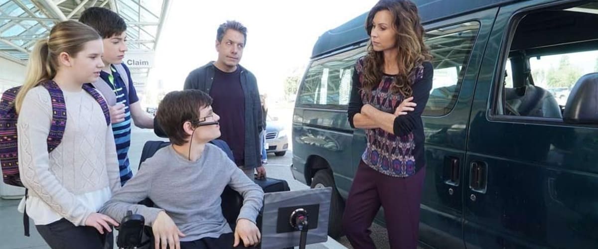 Watch Speechless - Season 3