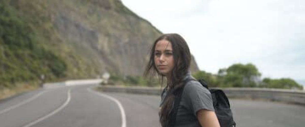 Watch Surviving Summer - Season 1