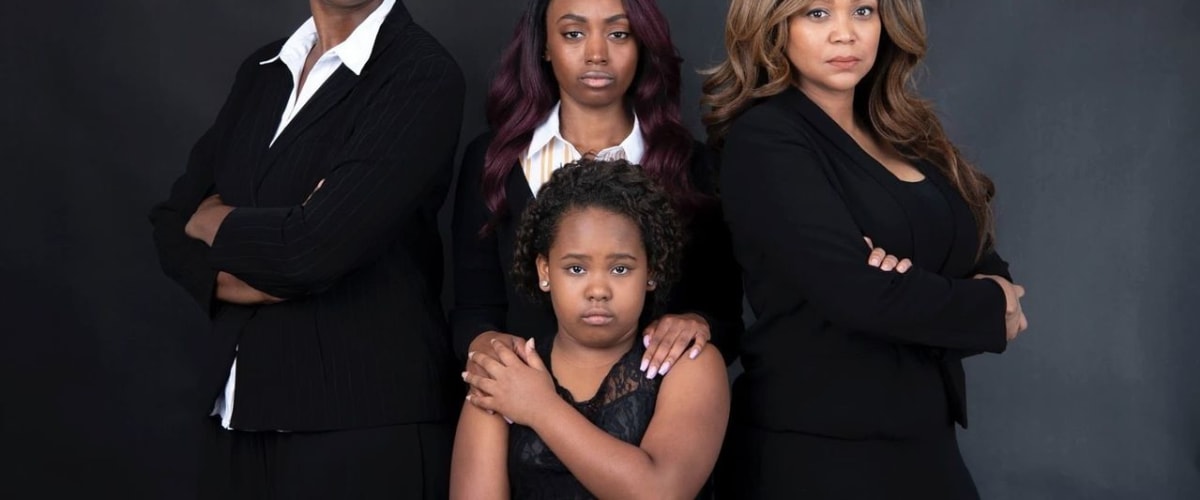 Watch Surviving the Storm