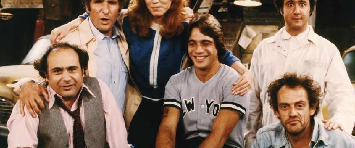 Watch Taxi - Season 4