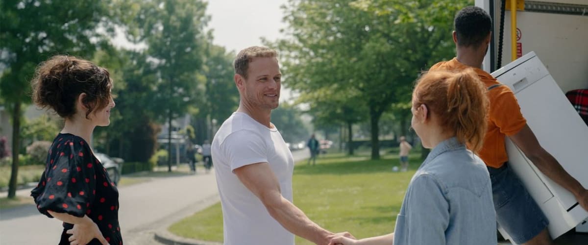 Watch The Couple Next Door - Season 1