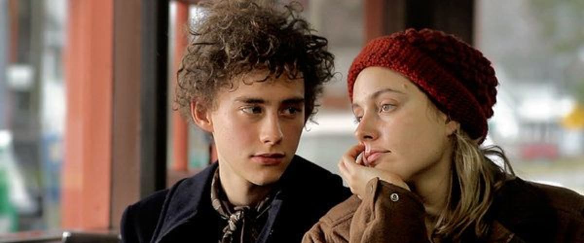 Watch The Dish and The Spoon