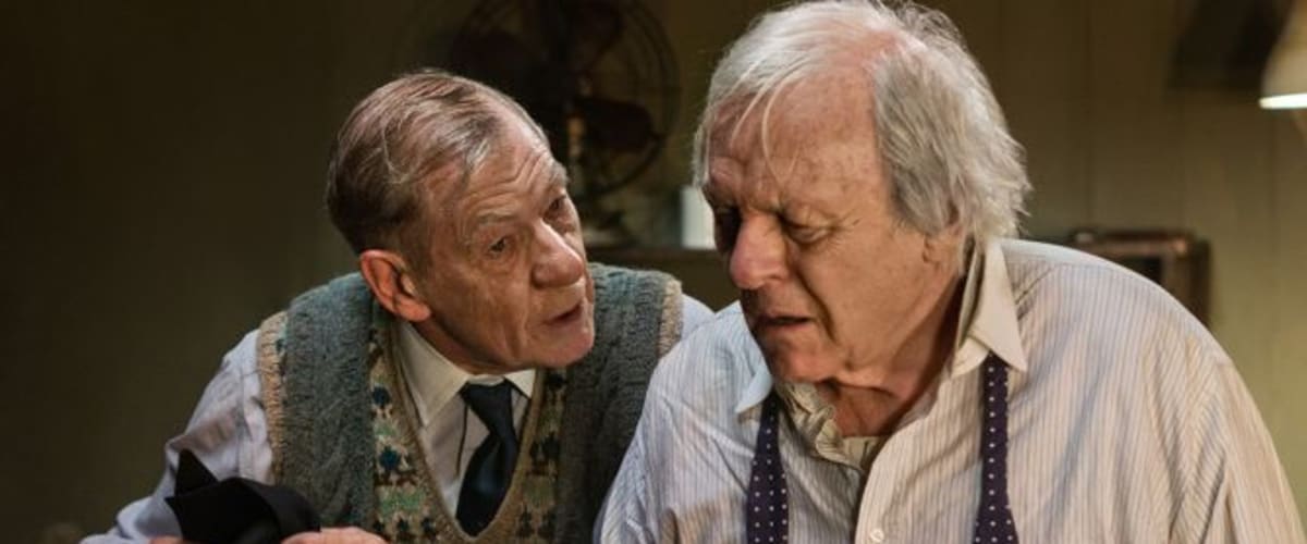 Watch The Dresser