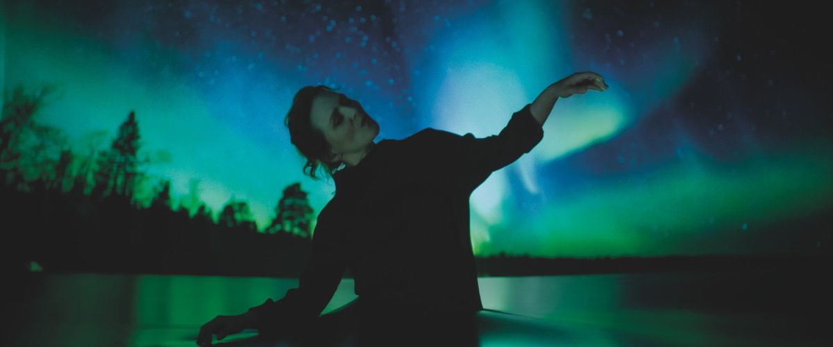 Watch The Extraordinary Miss Flower