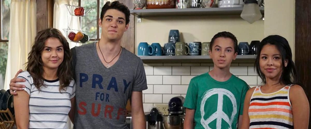 Watch The Fosters - Season 4