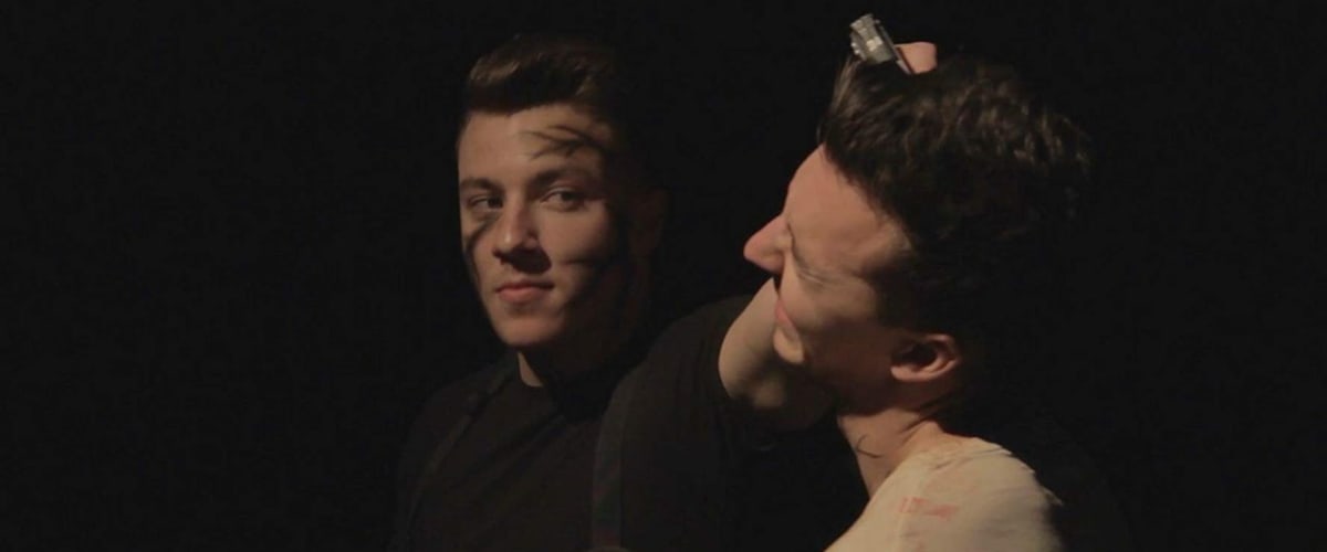 Watch The Residue: Live in London