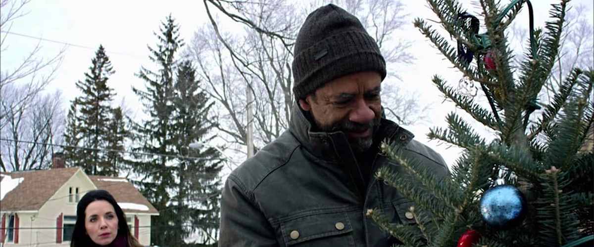 Watch The Rooftop Christmas Tree