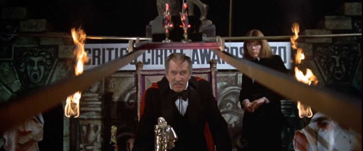 Watch Theatre of Blood
