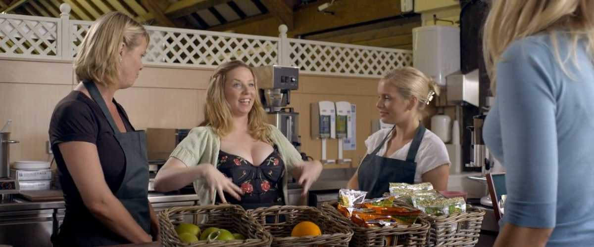 Watch Tortoise in Love