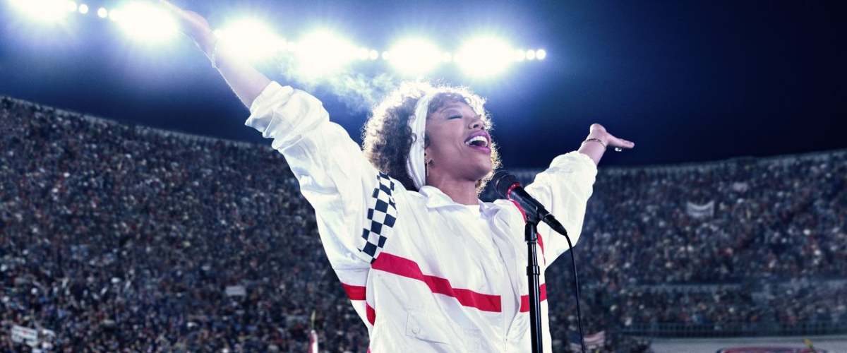 Whitney Houston: I Wanna Dance with Somebody